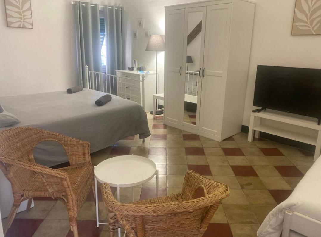 Antica Dimora Rooms Albisola Superiore Exterior photo